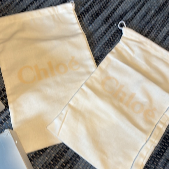 Chloe shoe box with 2 bags - Picture 2 of 5